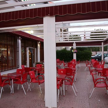 Hostal Santa Barbara Socuéllamos エクステリア 写真